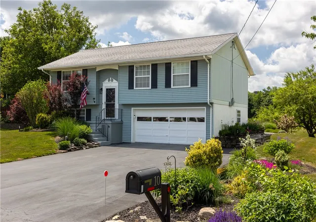 Homes for sale in Bath, NY | 10 Mountview Rd E, Bath, NY 14810 | MLS# R1686614