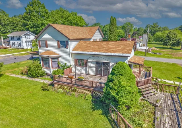 Homes for sale in Sterling, NY | 14582 Lake St, Sterling, NY 13156 | MLS# S1690596