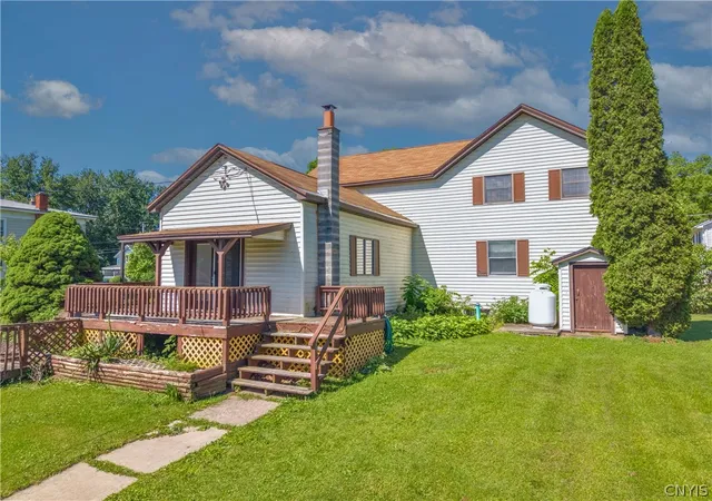 Homes for sale in Sterling, NY | 14582 Lake St, Sterling, NY 13156 | MLS# S1690596