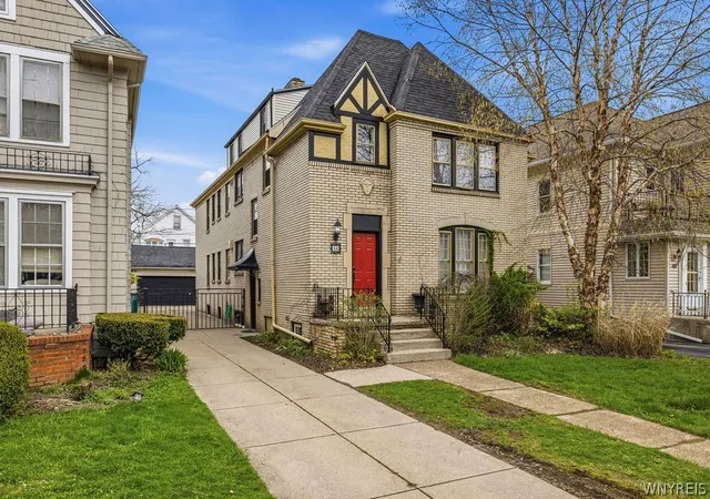 Photo 2 of Sale Pending at 44 Rand Ave, Buffalo, NY 14216 | MLS# B1690670 | Listing updated on 2026-07-22