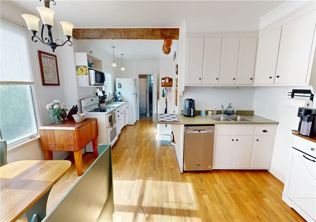 4th image of 41 Hayes St, Norwich, NY 13815 | MLS# R1689891