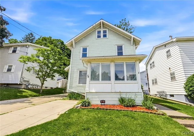Homes for sale in Whitestown, NY | 58 Westmoreland St, Whitestown, NY 13492 | MLS# S1690718