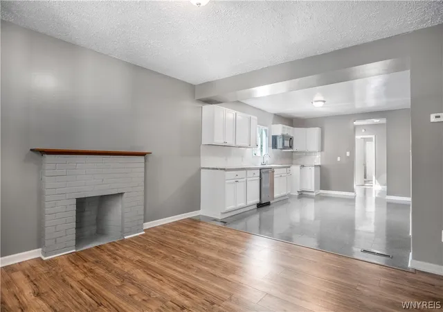 Photo 4 of Sale Pending at 240 14th Street, Buffalo, NY 14213 | MLS# B1690662 | Listing updated on 2026-07-06