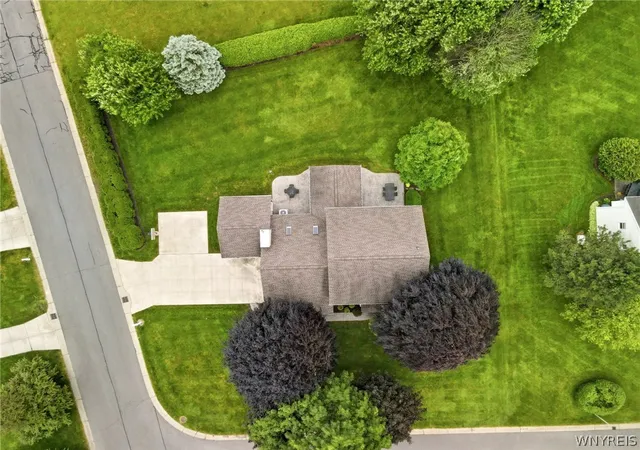 50th image of 72 Burbank Dr, Orchard Park, NY 14127 | MLS# B1690353