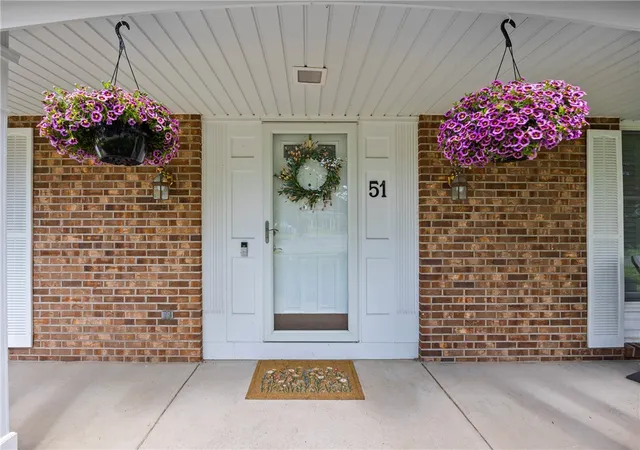 3rd image of 51 Black Spruce Ct, Rochester, NY 14616 | MLS# R1690726