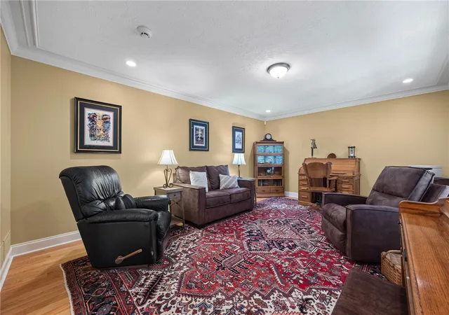 5th image of 51 Black Spruce Ct, Rochester, NY 14616 | MLS# R1690726