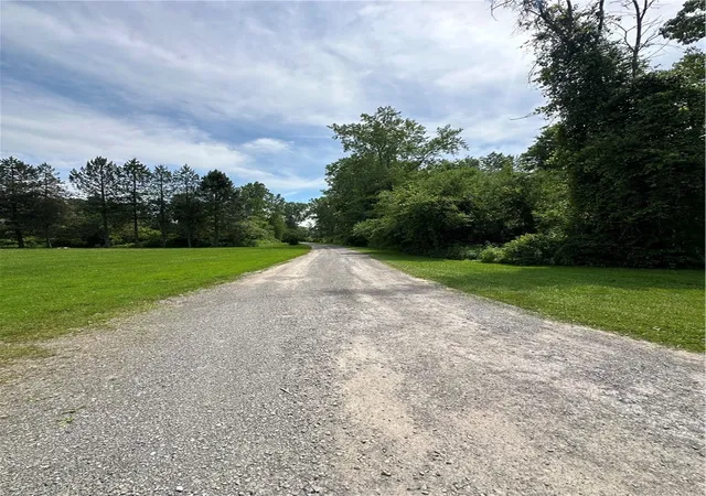 Homes for sale in Clarendon, NY | 16711 4th Section Rd, Clarendon, NY 14470 | MLS# R1687346