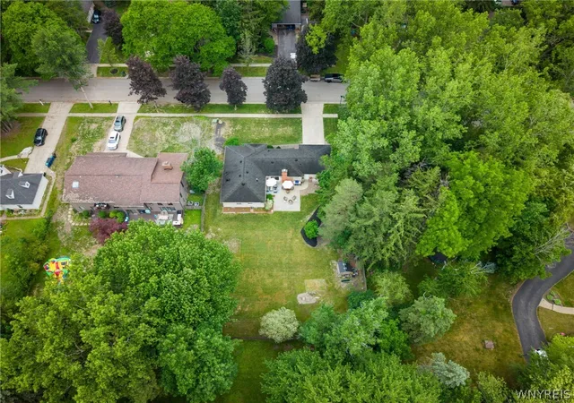 Homes for sale in Amherst, NY | 29 Haymarket Square, Amherst, NY 14051 | MLS# B1690727