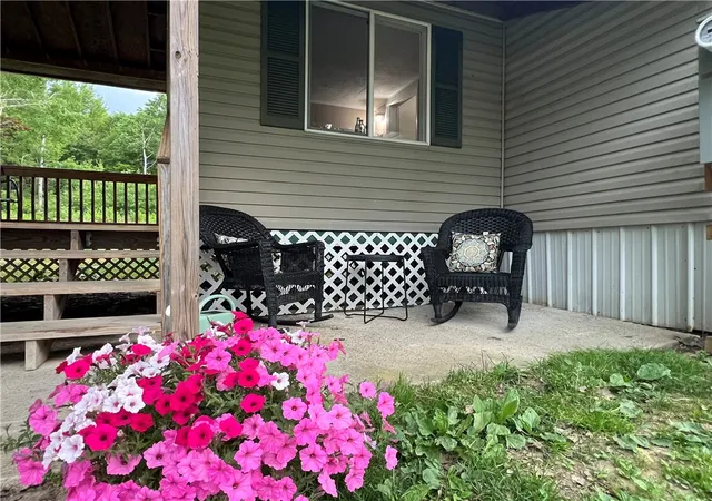 Homes for sale in Veteran, NY | 424 Parrott Rd, Veteran, NY 14824 | MLS# R1690251