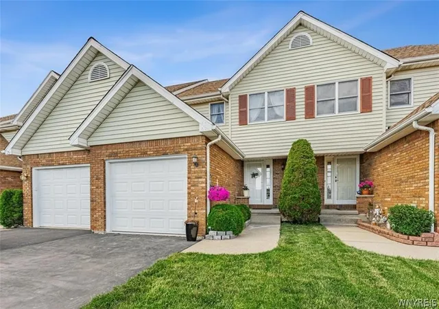 1st image of 2735 Alder Creek Dr N #G, Wheatfield, NY 14120 | MLS# B1690757