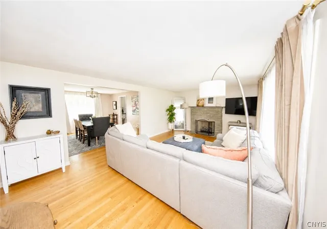 5th image of 1330 Meadowbrook Dr, Syracuse, NY 13224 | MLS# S1690235