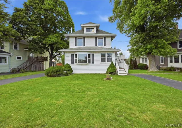 1st image of 2535 River Rd, Wheatfield, NY 14304 | MLS# B1689351