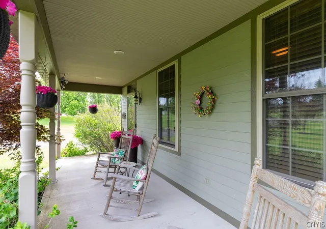 Photo 3 of Single family home for sale at 321 W Lake Rd, Oswego, NY 13126 | MLS# S1688480 | Listing updated on 2026-06-15