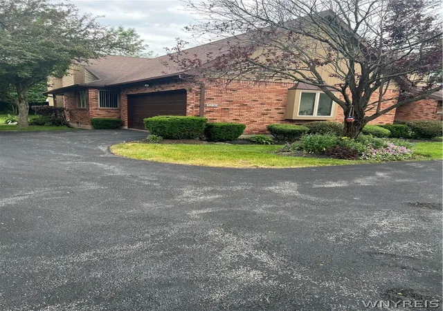 Homes for sale in Lewiston, NY | 5230 Paddock, Lewiston, NY 14092 | MLS# B1690855