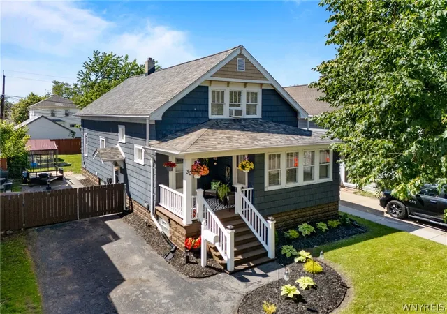 1st image of 30 Kirkwood Dr, West Seneca, NY 14224 | MLS# B1690645
