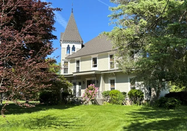 3rd image of 336 County Line Rd, Hamlin, NY 14464 | MLS# R1690874