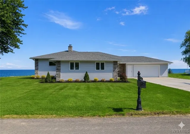 4th image of 4651 Thilk Dr, Wilson, NY 14172 | MLS# B1690045