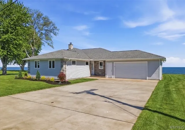 5th image of 4651 Thilk Dr, Wilson, NY 14172 | MLS# B1690045