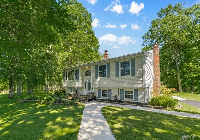 1st image of 3327 Palmer Rd, Ransomville, NY 14131 | MLS# B1690204
