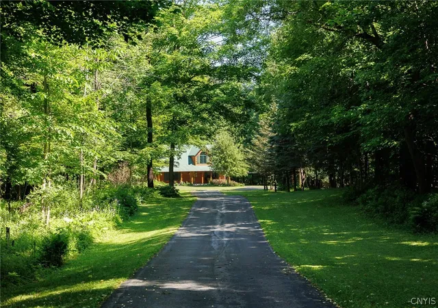 Photo 3 of Single family home for sale at 16527 Van Wormer Rd, Mannsville, NY 13661 | MLS# S1690803 | Listing updated on 2026-07-19