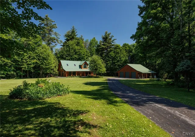 Photo 4 of Single family home for sale at 16527 Van Wormer Rd, Mannsville, NY 13661 | MLS# S1690803 | Listing updated on 2026-07-19