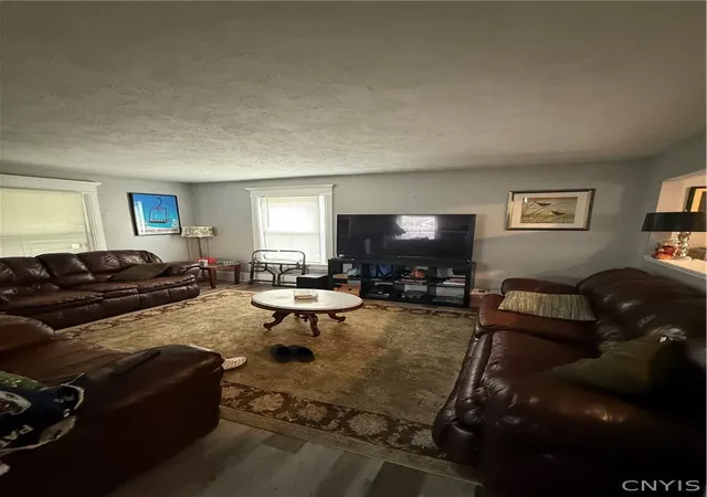 Homes for sale in Auburn, NY | 1 Lawton Ave, Auburn, NY 13021 | MLS# S1690927