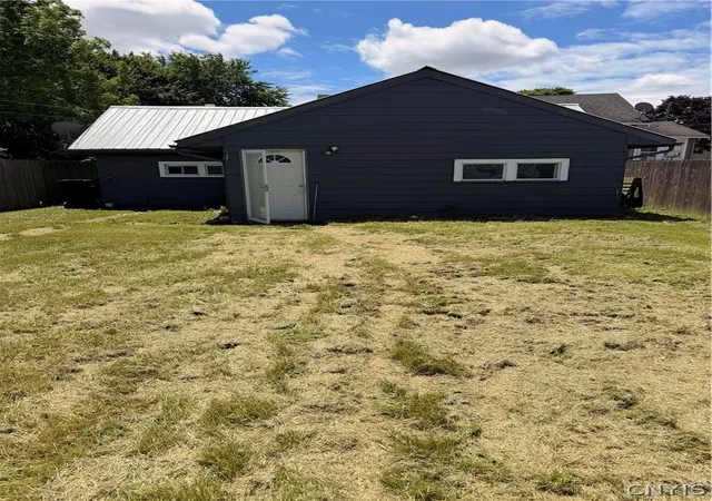 1st image of 181 Martin St, Syracuse, NY 13208 | MLS# S1690933