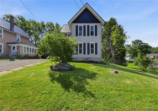 2nd image of 105 Garfield St, Holland, NY 14080 | MLS# B1689598