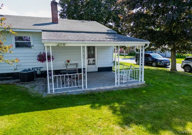 Homes for sale in German Flatts, NY | 124 W Rand St, German Flatts, NY 13357 | MLS# S1690910