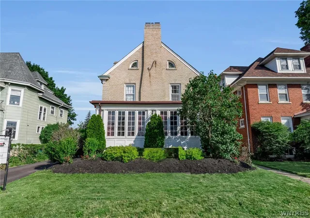 2nd image of 2740 Main St, Buffalo, NY 14214 | MLS# B1689229