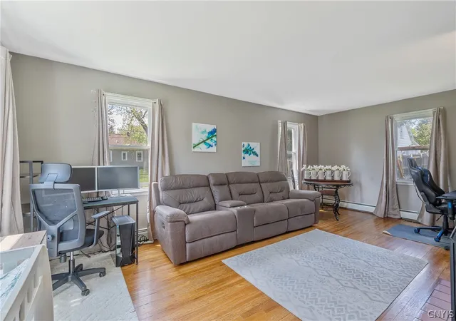 4th image of 226 Richfield Blvd, Salina, NY 13211 | MLS# S1685070