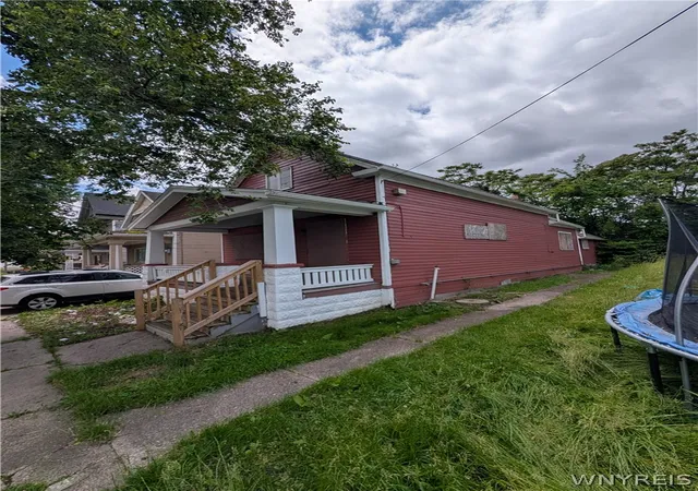Homes for sale in Buffalo, NY | 210 Person St, Buffalo, NY 14212 | MLS# B1691005