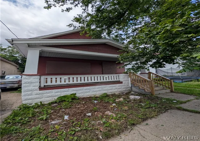 Homes for sale in Buffalo, NY | 210 Person St, Buffalo, NY 14212 | MLS# B1691005