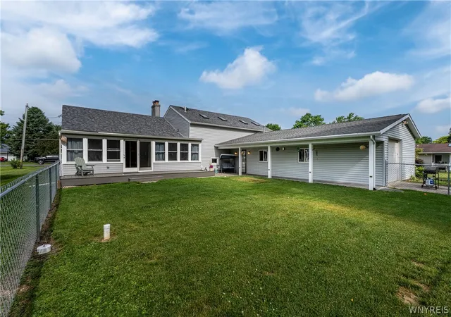 4th image of 4257 Freeman Rd, Middleport, NY 14105 | MLS# B1690464