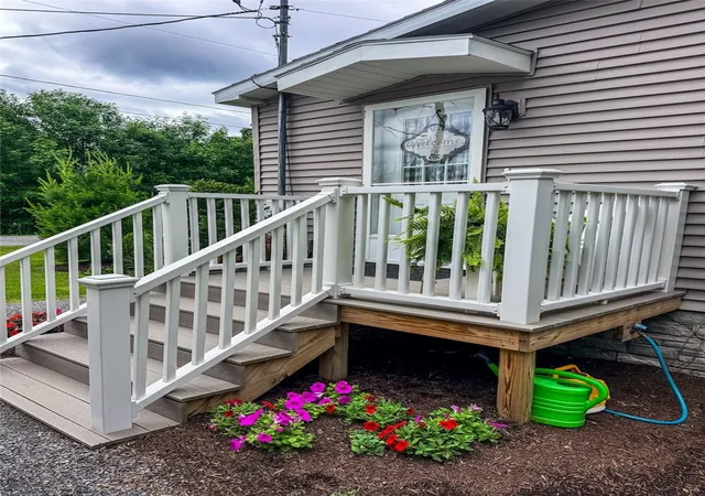Photo 5 of Sale Pending at 108 Onondaga Ave, Canastota, NY 13032 | MLS# R1691011 | Listing updated on 2026-07-26