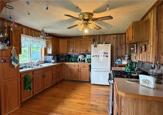 2nd image of 1211 Demunn Rd, Dix, NY 14812 | MLS# R1691050
