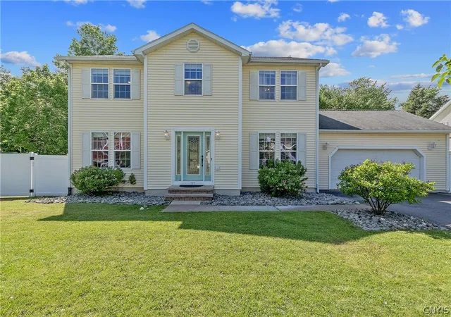 Homes for sale in Scriba, NY | 27 Tupelo Dr, Scriba, NY 13126 | MLS# S1691042