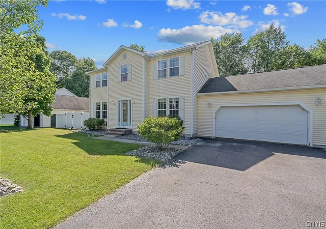 Homes for sale in Scriba, NY | 27 Tupelo Dr, Scriba, NY 13126 | MLS# S1691042