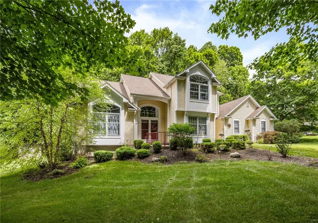 2nd image of 41 Hawks, Mendon, NY 14472 | MLS# R1690652