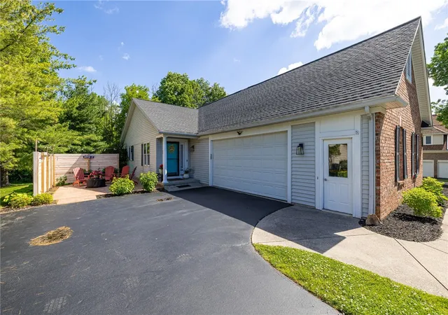 Homes for sale in Perinton, NY | 45 Olde Prestwick, Perinton, NY 14526 | MLS# R1690640