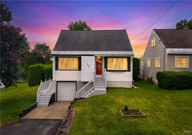 Homes for sale in Deerfield, NY | 5589 Trenton Rd, Deerfield, NY 13502 | MLS# S1690544