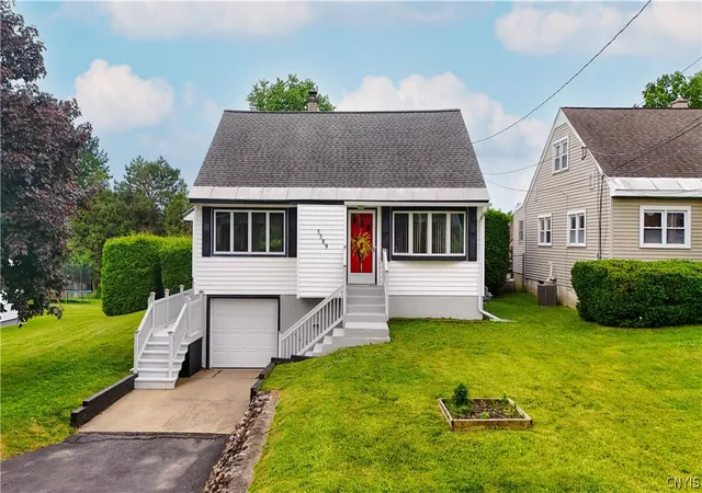 Homes for sale in Deerfield, NY | 5589 Trenton Rd, Deerfield, NY 13502 | MLS# S1690544
