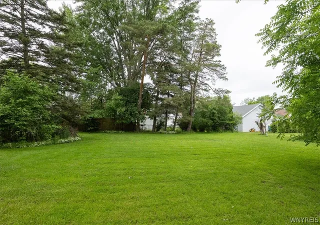 Homes for sale in Hamburg, NY | 6168 Mckinley Pkwy, Hamburg, NY 14075 | MLS# B1689797