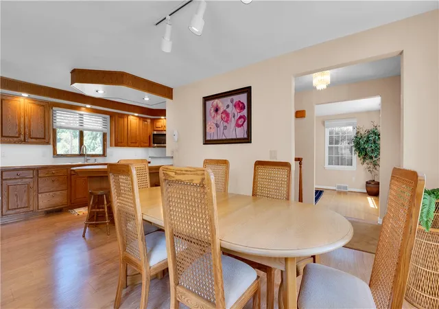 5th image of 50 Eventide Ln, Irondequoit, NY 14617 | MLS# R1688235