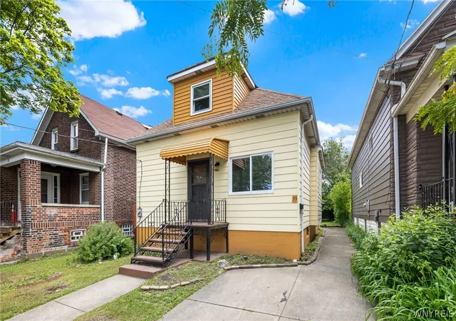 Homes for sale in Cheektowaga, NY | 35 Reo Ave, Cheektowaga, NY 14211 | MLS# B1691078