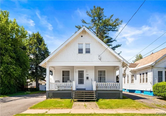 Homes for sale in Utica, NY | 1429 Fincke Ave, Utica, NY 13502 | MLS# S1689391