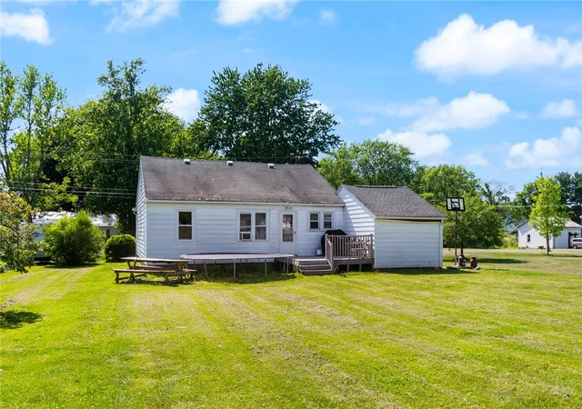 Homes for sale in Williamson, NY | 6170 Locust St, Williamson, NY 14589 | MLS# R1689239