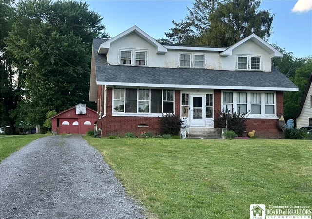 Photo 2 of Single family home for sale at 62 Childs St, Springville, NY 14141 | MLS# R1690804 | Listing updated on 2026-07-28