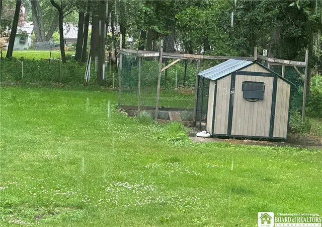 Photo 3 of Single family home for sale at 62 Childs St, Springville, NY 14141 | MLS# R1690804 | Listing updated on 2026-07-28