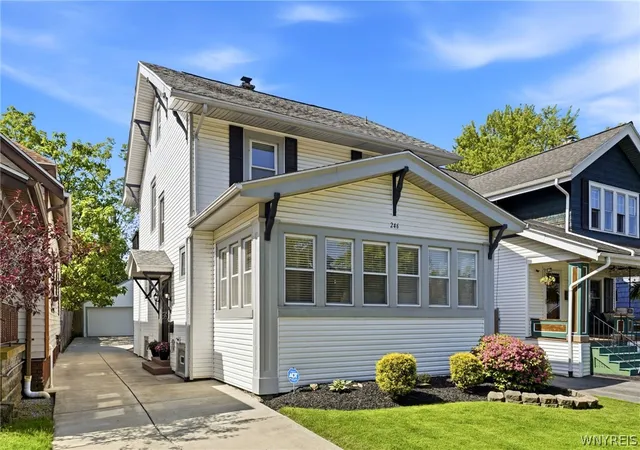 Homes for sale in Buffalo, NY | 246 Linden Ave, Buffalo, NY 14216 | MLS# B1689018